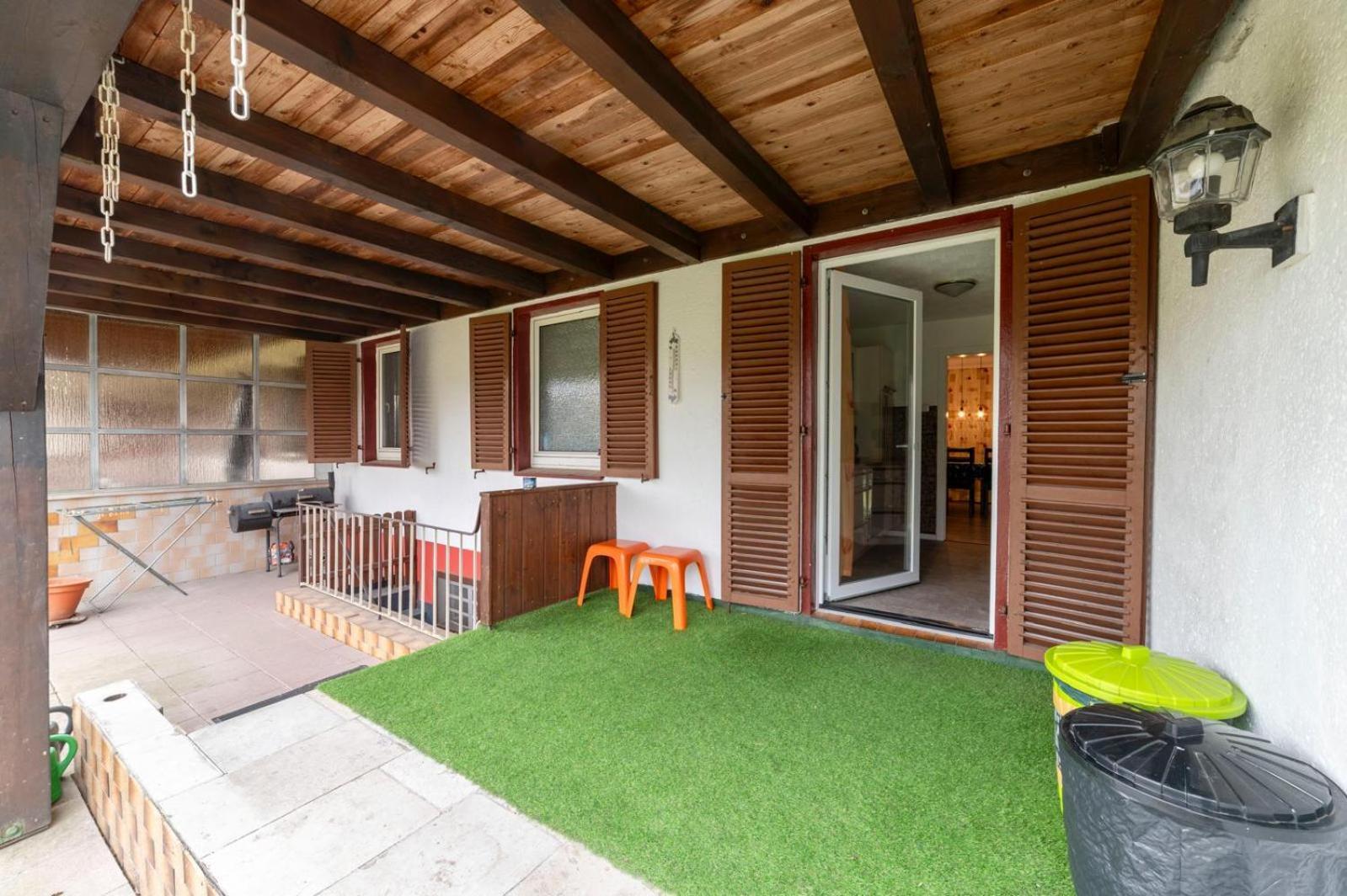Cozy Villa With Garden, Balcony And Parking Area In Duesseldorf Zewnętrze zdjęcie