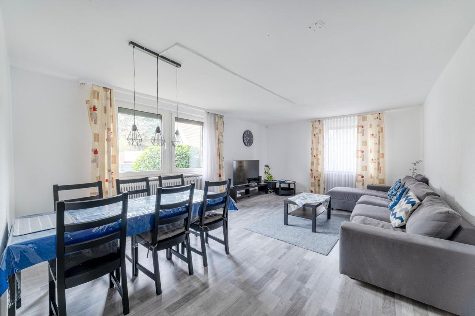 Cozy Villa With Garden, Balcony And Parking Area In Duesseldorf Zewnętrze zdjęcie