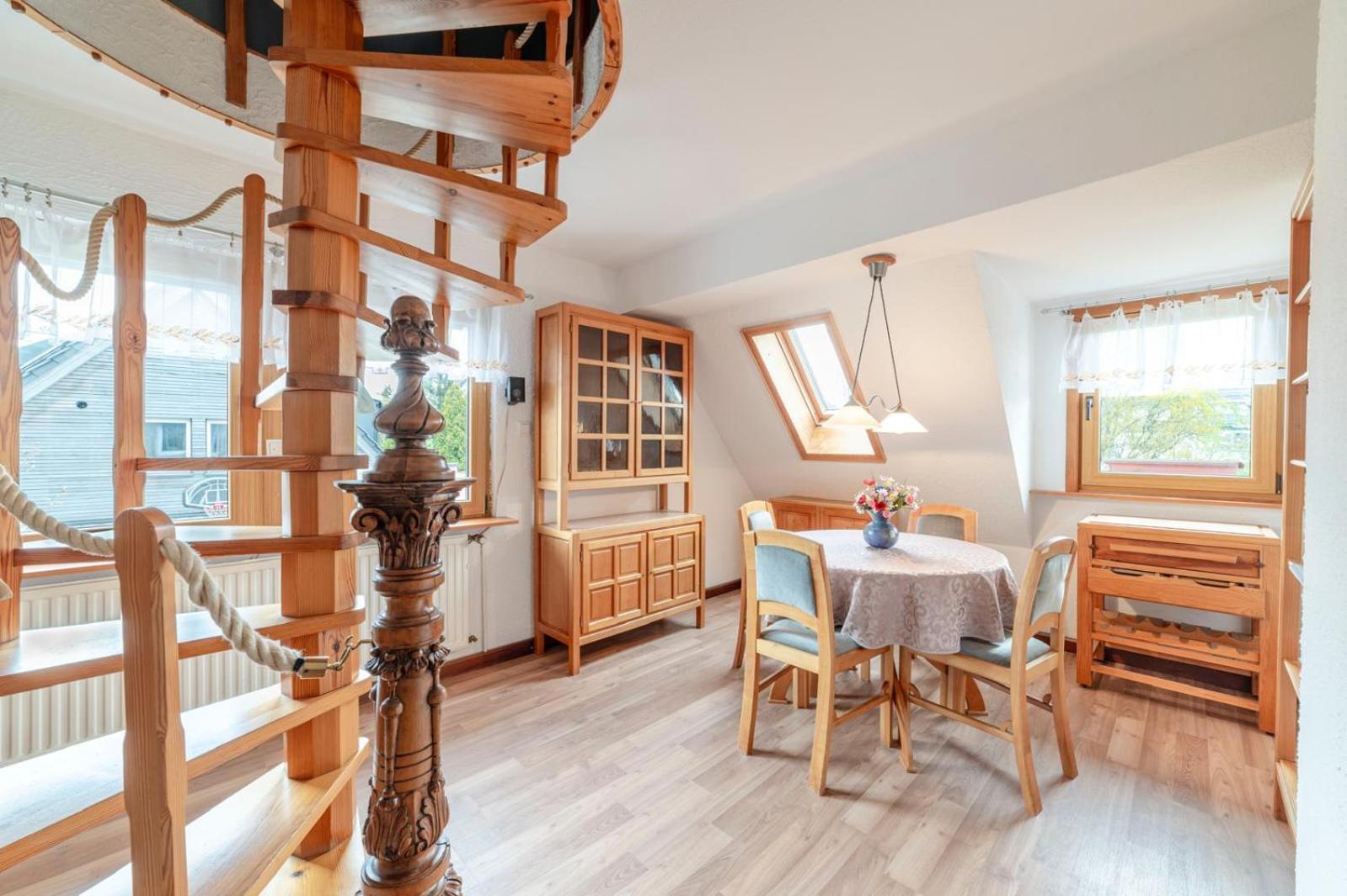 Cozy Villa With Garden, Balcony And Parking Area In Duesseldorf Zewnętrze zdjęcie