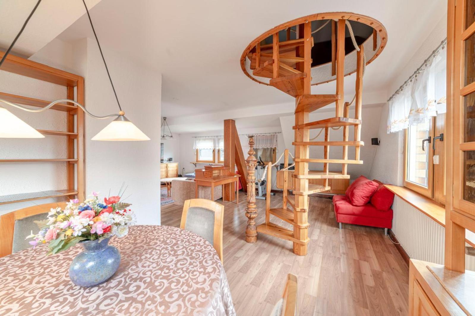 Cozy Villa With Garden, Balcony And Parking Area In Duesseldorf Zewnętrze zdjęcie